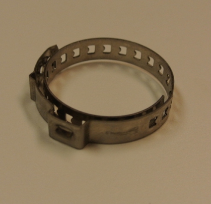 CPI SM SX Låsklamma kylslang 28 mm.  51A-06528-00-00