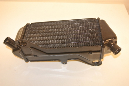 Honda CR 125 -81 Vä Kylare 19015-KA3-003 (305)
