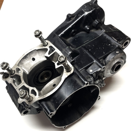 Honda CR250 1986 Beg. Vevhus Hö/Vä 111A0-KS7-000 /112A0-KS7-000 Used Crankcase R/L 111A0-KS7-000 / 112A0-KS7-000