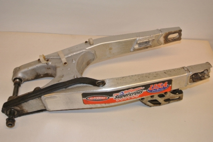 Honda CRF 450 2002  Svingarm 52200-MEB-000