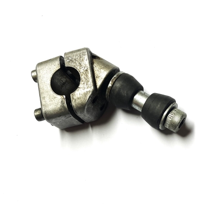 Husqvarna 1977-84 Styrhållare vinklad  1512317-01