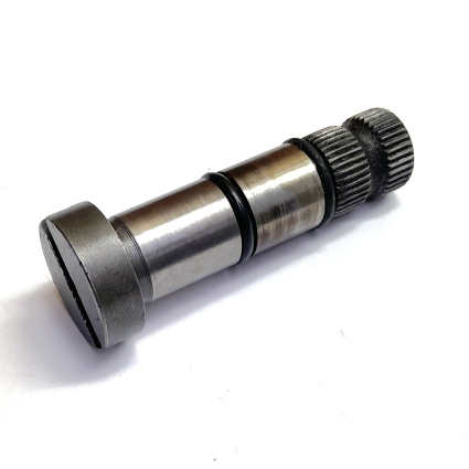Husqvarna 1983- 2-T- 4-T  Växelaxel 1611746-02 Used Gear Shaft