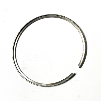 Husqvarna 250  Kolvring 2 mm. 69,50 L-Ring   1610985-01