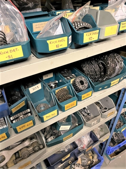 Husqvarna Begagnade  Motordelar 1972-88 