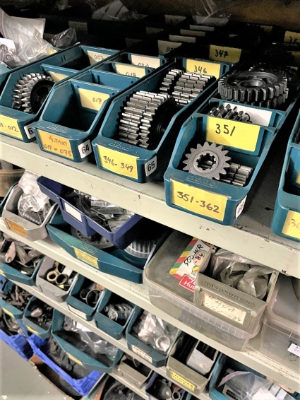 Husqvarna Begagnade  Motordelar 1972-88 