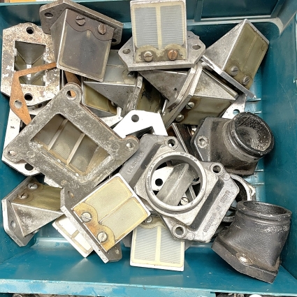 Husqvarna Begagnade Reeds, Ventilhållare