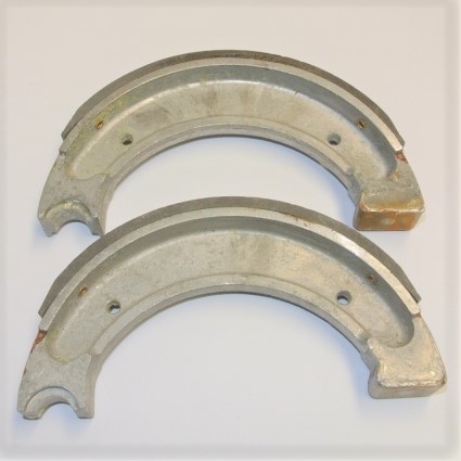 Husqvarna Bromsbackar  Lilla navet 140x20mm. 1216684-01