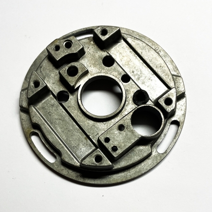 Husqvarna 1972- Femsa  Ankarplatta   1614721-01 