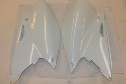 Suzuki RMZ250 2004-06 Sidopaneler  53-3932-041