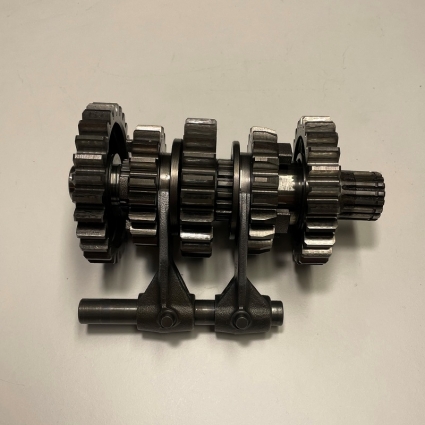 Suzuki RMZ450 2008-11  Drivaxel Komplett  24131-28H00