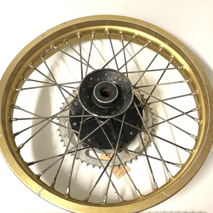 Yamaha YZ125 1983 mfl. Bakhjul 18T  24X-25311-00-98