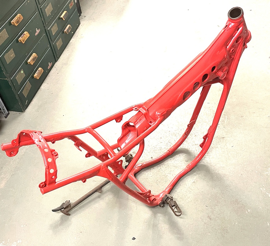 Yamaha YZ400E 1978  Ram och Tank 1W4-21110-00-33